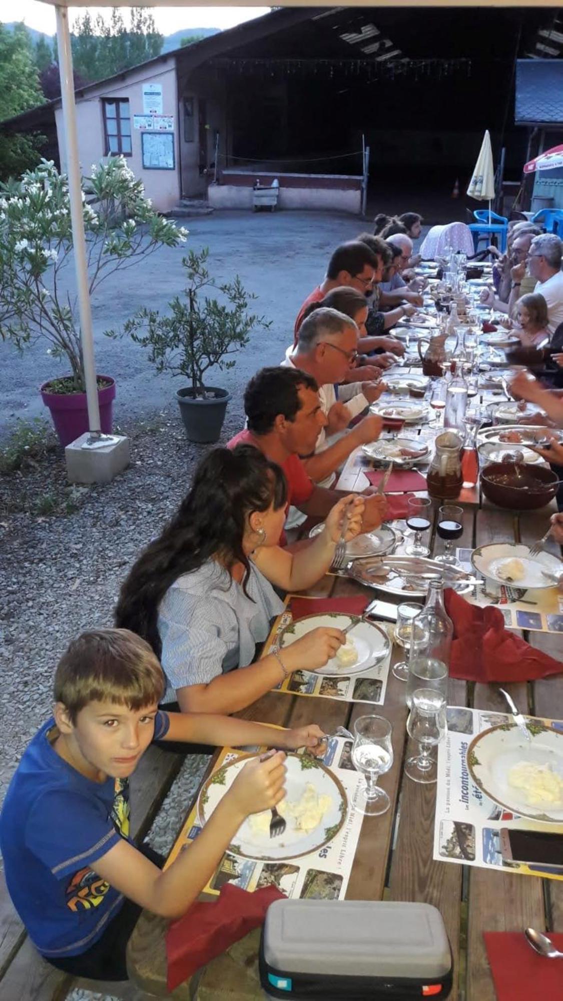 La Fregiere Chalets Clairvaux-d'Aveyron ภายนอก รูปภาพ