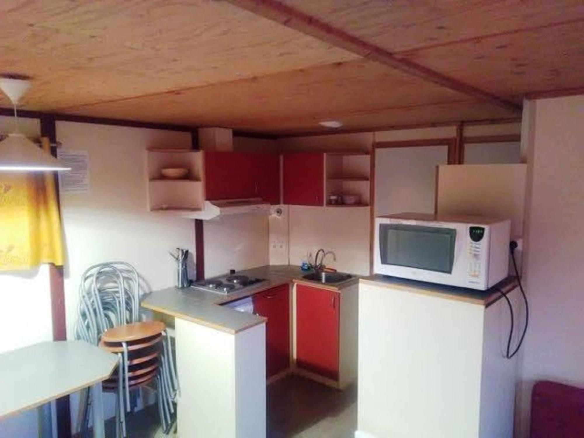 La Fregiere Chalets Clairvaux-d'Aveyron ภายนอก รูปภาพ