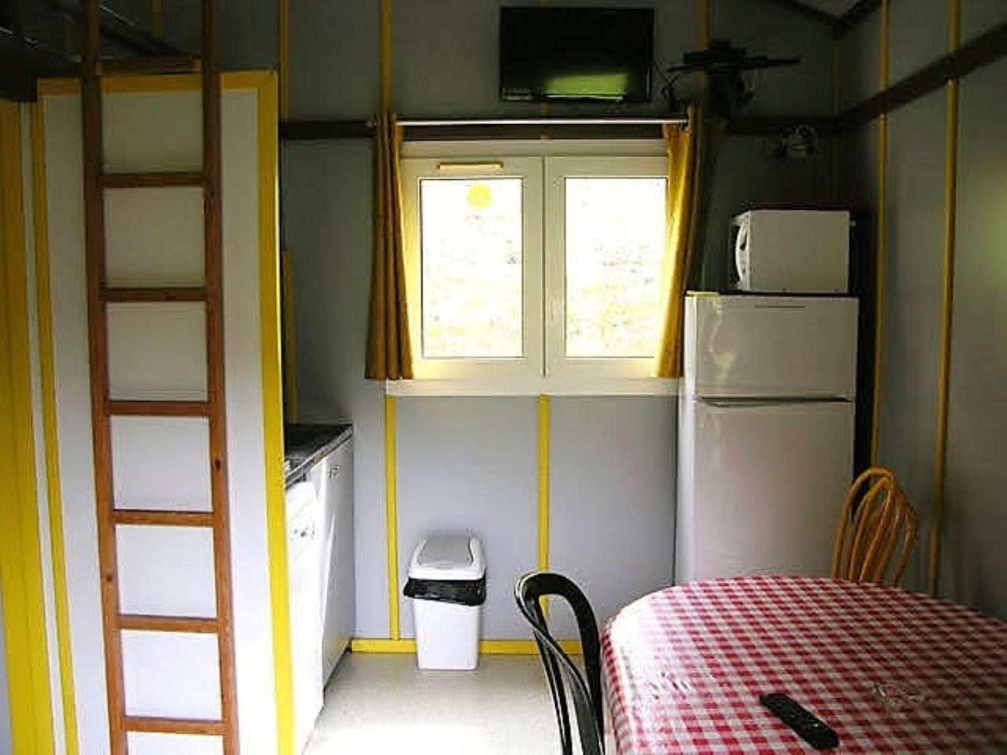 La Fregiere Chalets Clairvaux-d'Aveyron ภายนอก รูปภาพ