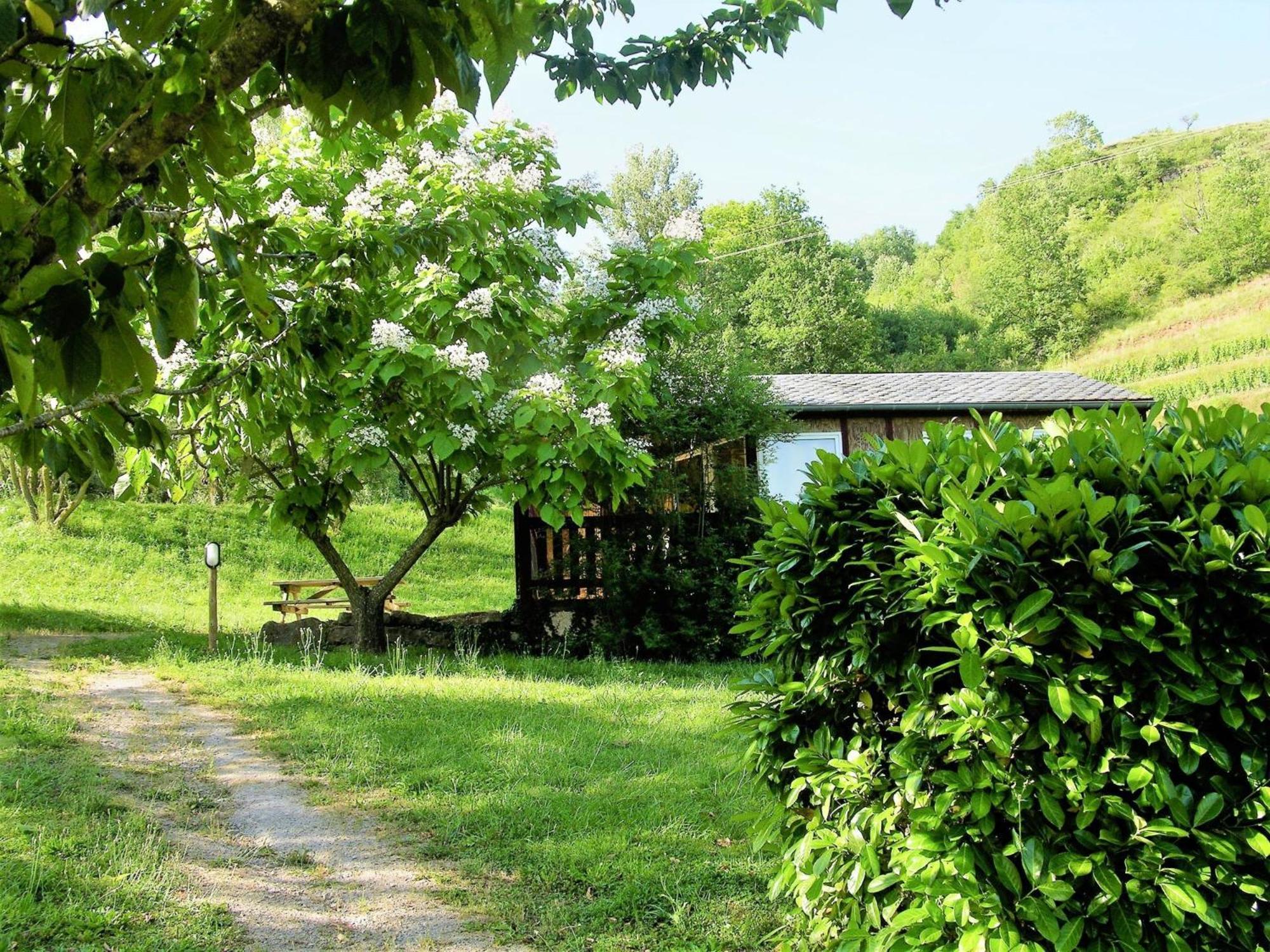 La Fregiere Chalets Clairvaux-d'Aveyron ภายนอก รูปภาพ